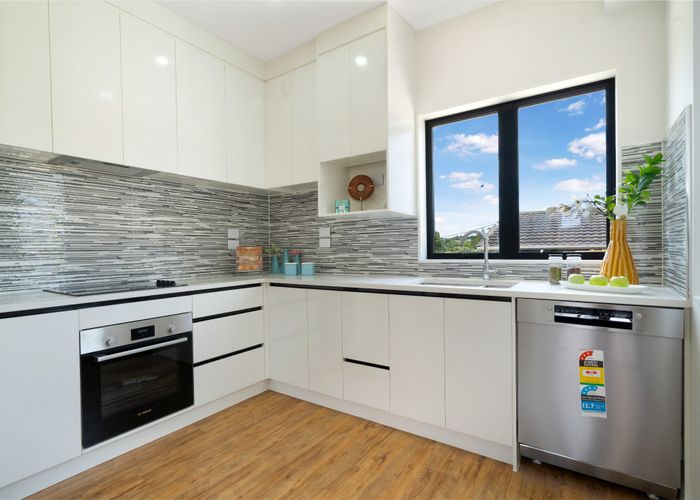  at 21 Parker Avenue, New Lynn, Waitakere City, Auckland