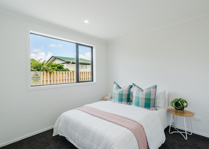  at 12 Oban Avenue, Glenview, Hamilton