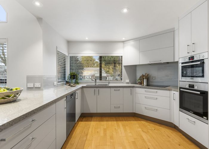  at 49A Panapa Drive, Saint Johns, Auckland