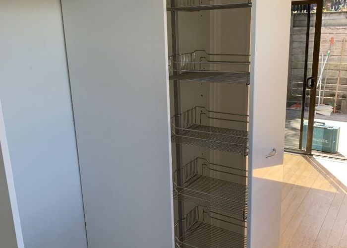  at 15 Royalty Rise/8 Oreil Avenue, West Harbour, Waitakere City, Auckland