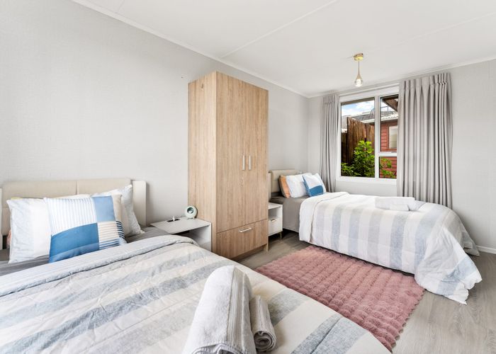  at 4 Beverley Road, Stanmore Bay, Rodney, Auckland