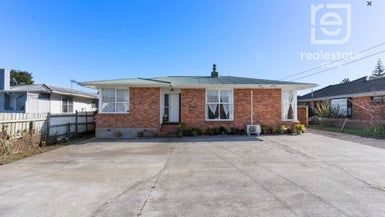  at 6 Plymouth Place, Papatoetoe, Auckland