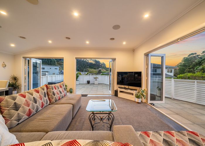  at 62 Banks Boulevard, Whitby, Porirua, Wellington