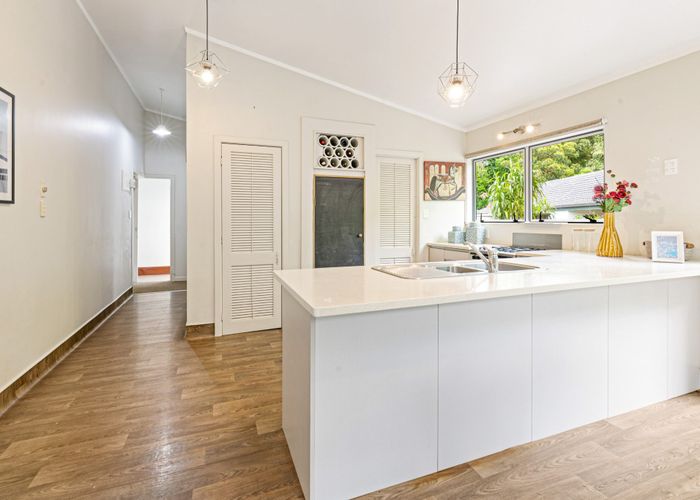  at 9 Pinehurst Place, Wattle Downs, Auckland