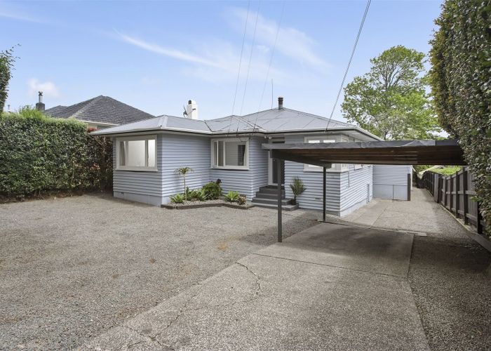  at 7 Kamara Road, Glen Eden, Auckland