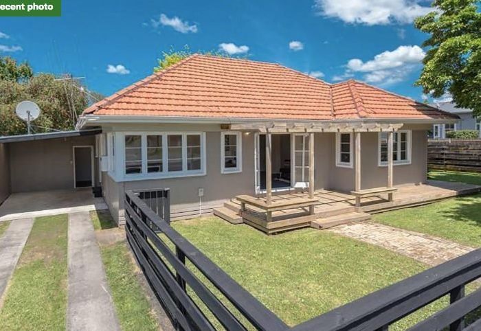  at 94a Cook Street, Room E, Hamilton East, Hamilton, Waikato
