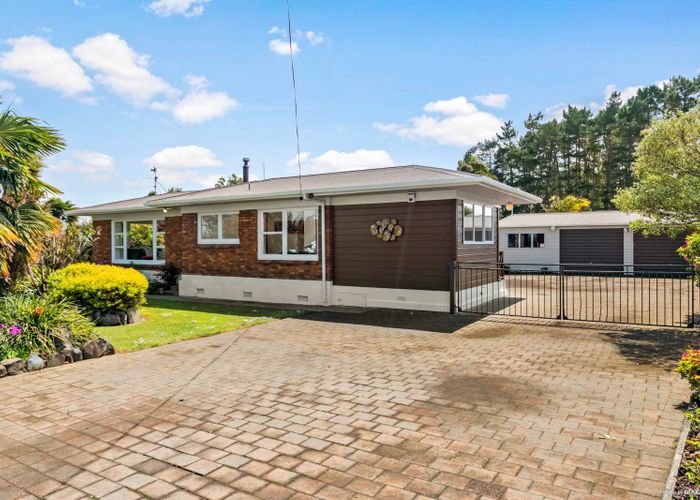  at 364 Waiuku Road, Puni, Pukekohe