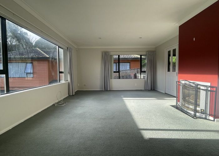  at 2/15  Glanmire Rd, Newlands, Wellington, Wellington