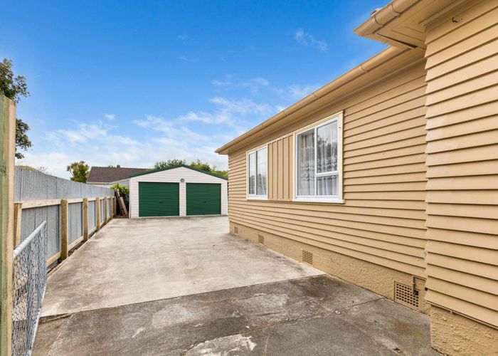  at 11 Wharenui Terrace, Roslyn, Palmerston North