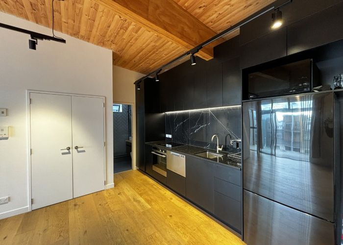  at 6/163 Hobsonville Point Road, Hobsonville, Waitakere City, Auckland