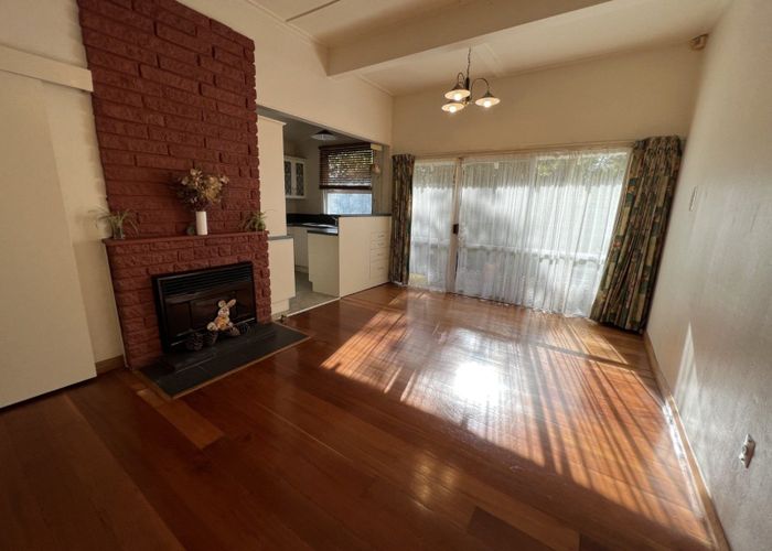  at 160 Russell Street, Palmerston North, Palmerston North