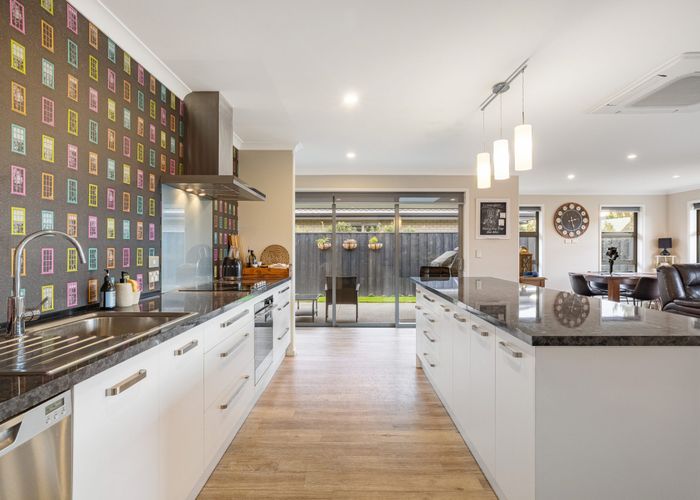  at 32 Parklea Avenue, Halswell, Christchurch City, Canterbury