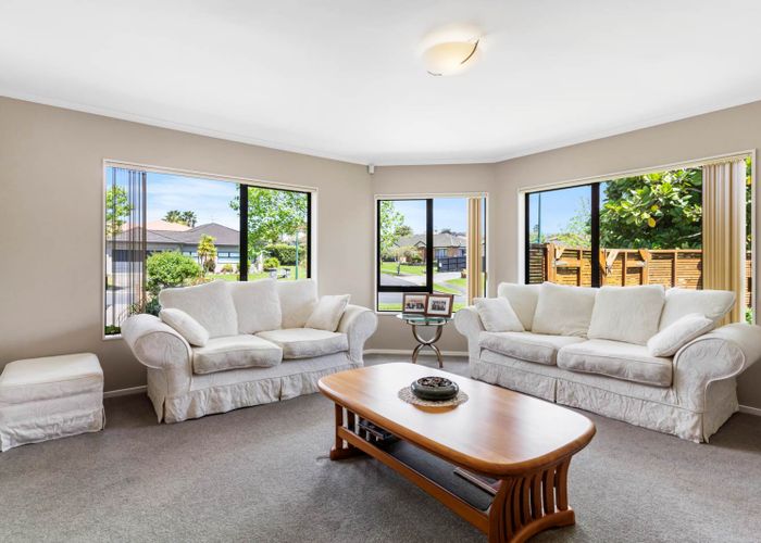  at 6 Corrofin Drive, East Tamaki, Auckland
