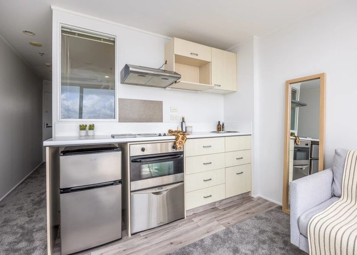  at 806/72 Nelson Street, Auckland Central, Auckland