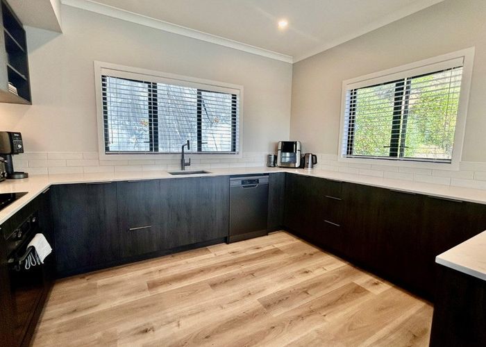  at 93 Oak Road, Poraiti, Napier