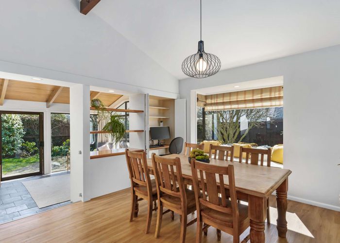  at 10 Parkview Place, Avonhead, Christchurch