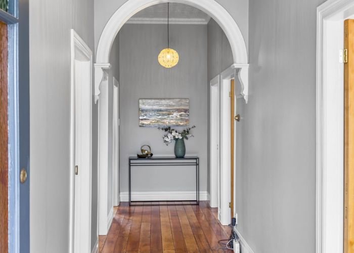  at 32 Burnley Terrace, Mount Eden, Auckland