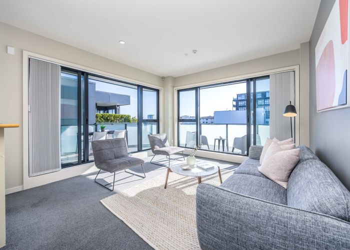  at 25/8 Basque Road, Eden Terrace, Auckland