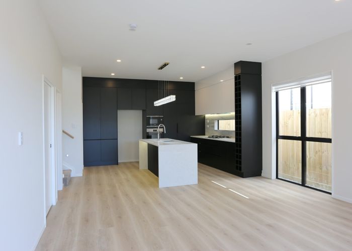  at 1B Kirkdale Place, Northcross, North Shore City, Auckland