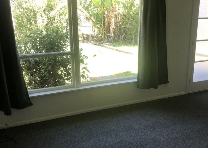  at 68A Titirangi Road, New Lynn, Auckland