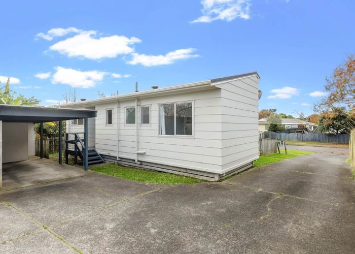  at 1 & 2/15 Stoll Place, Manurewa, Manukau City, Auckland