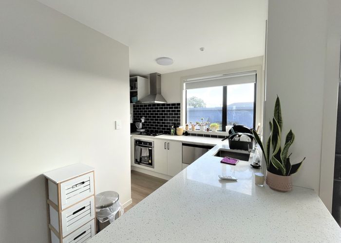  at 9/7 Stamford Park Road, Mount Roskill, Auckland City, Auckland