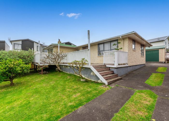  at 33 Imrie Avenue, Mangere, Auckland