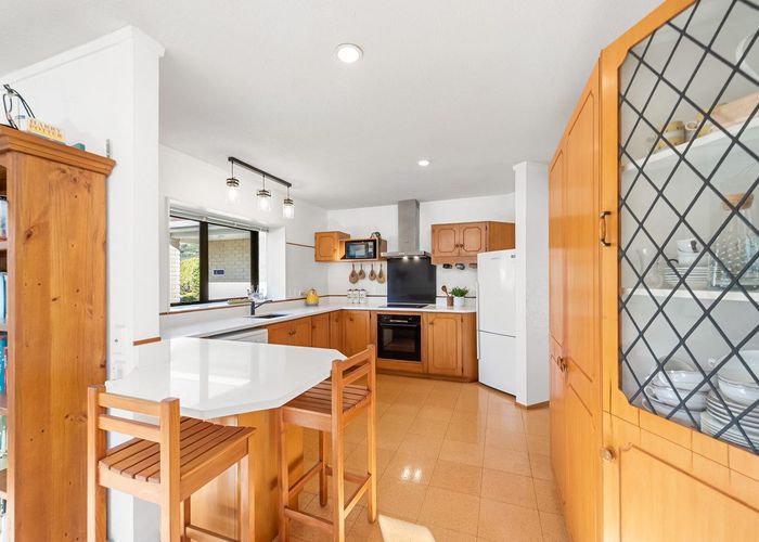  at 8 Runanga Grove, Waikanae