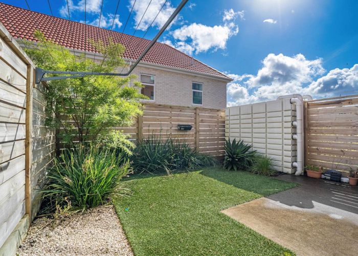  at 12/1797 Great North Road, Avondale, Auckland