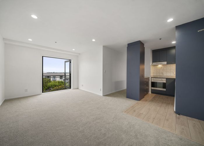  at 3F/10 Crown Lynn Place, New Lynn, Waitakere City, Auckland
