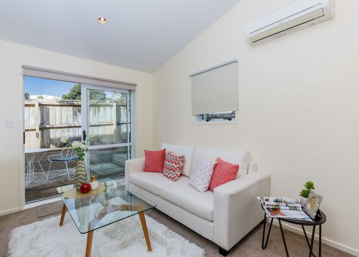  at 11/30 John Jennings Drive, Oteha, North Shore City, Auckland