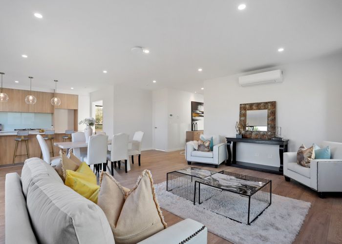  at 18 Gilfillan Street, Blockhouse Bay, Auckland