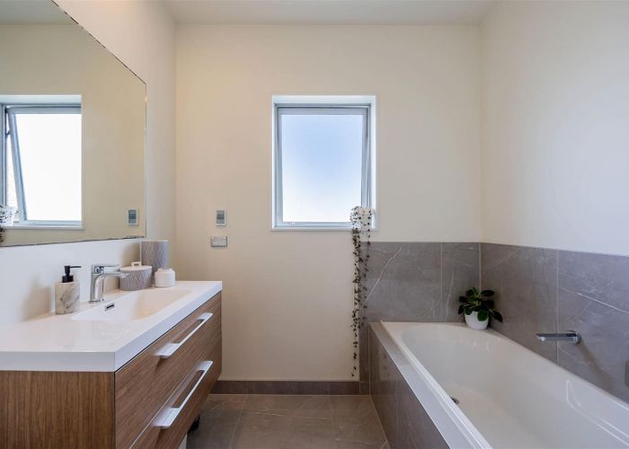  at 15 Kaipuke Crescent, Gulf Harbour, Whangaparaoa