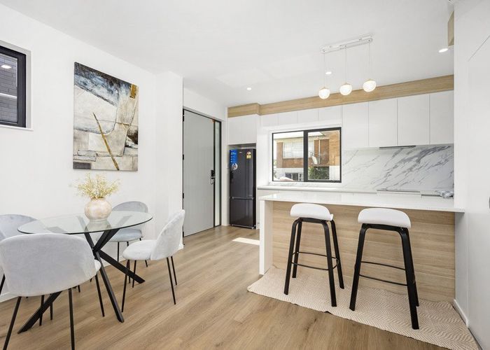  at Unit 1/5 Wastney Road, Alfriston, Manukau City, Auckland