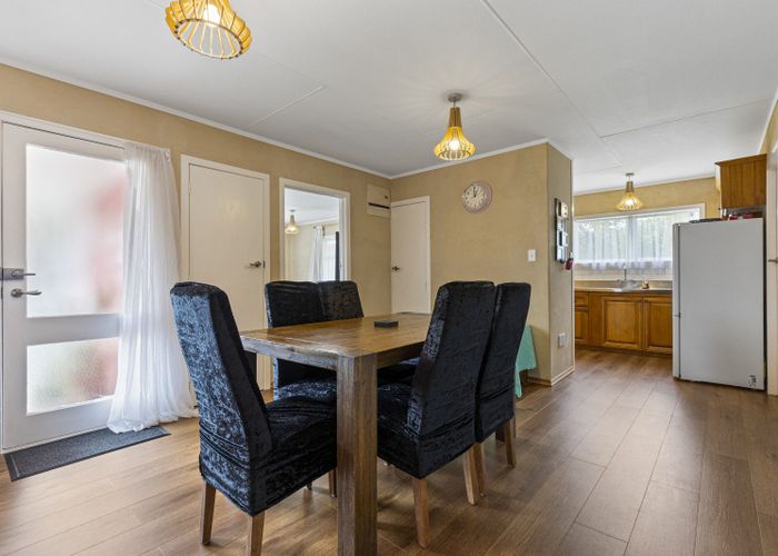  at 12 Falkner Park, Taumarunui, Ruapehu, Manawatu / Whanganui