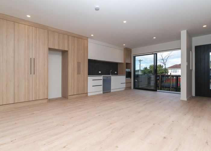  at 2/56 Salisbury Road, Birkdale, North Shore City, Auckland
