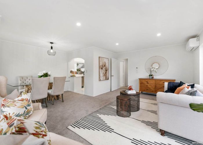 at 1/9 Delisle Place, Windsor Park, North Shore City, Auckland