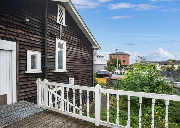  at 9 Patey Street, Epsom, Auckland