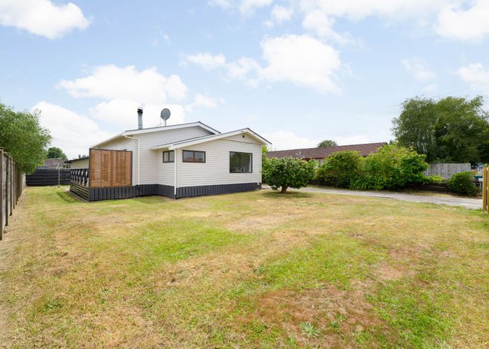  at 16 Howden Road, Fairfield, Hamilton