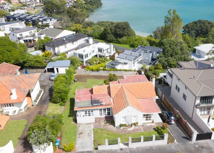  at 16 Tuhaere Street, Orakei, Auckland