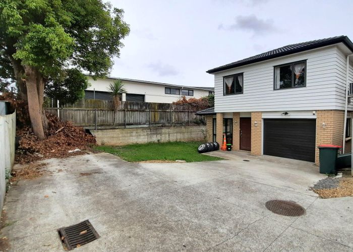  at 4/5 Motatau Road, Papatoetoe, Manukau City, Auckland