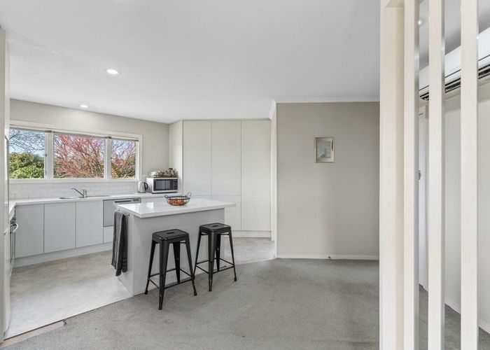  at 1/142 Racecourse Road, Sockburn, Christchurch