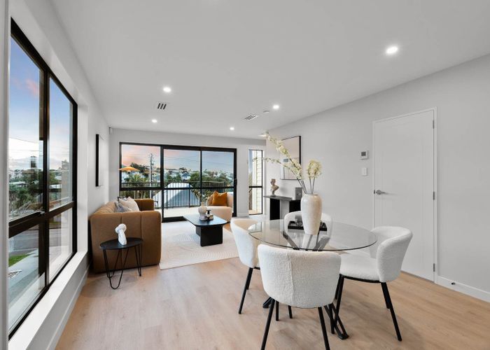  at 5/32 Beulah Avenue, Rothesay Bay, North Shore City, Auckland