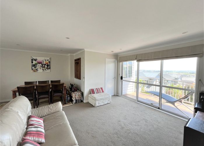  at 98 Arrowsmith Drive, Flat Bush, Manukau City, Auckland
