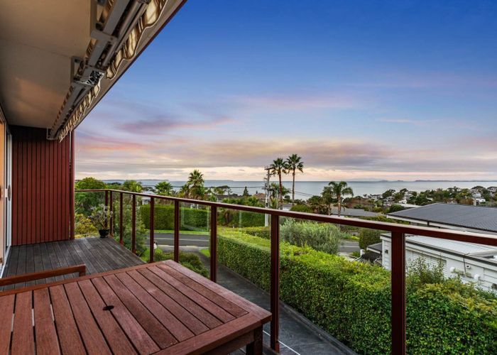  at 2/36 Park Rise, Campbells Bay, North Shore City, Auckland