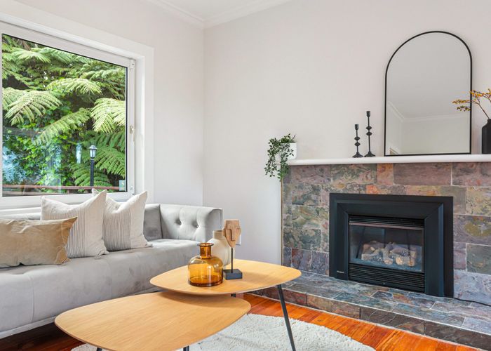  at 326 Titirangi Road, Titirangi, Waitakere City, Auckland