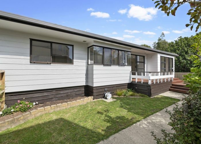  at 11B Bay Street, Red Beach, Whangaparāoa