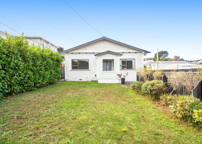  at 17 Rotherham Terrace, Miramar, Wellington