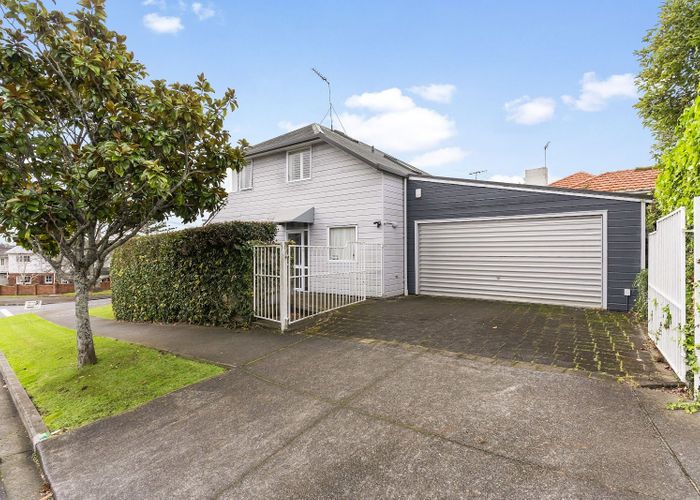  at 1 Rutherford Terrace, Meadowbank, Auckland City, Auckland
