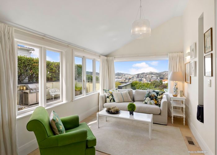  at 32 Sefton Street, Wadestown, Wellington